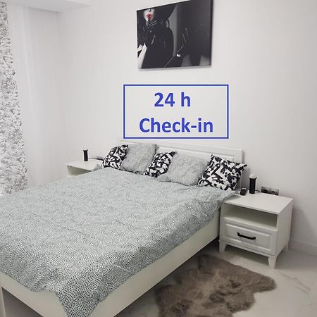 New Transilvania Apartment Cluj-Napoca Eksteriør billede
